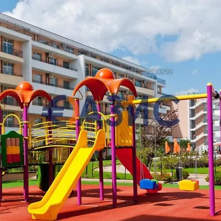 Апартамент Grand Kamelia *