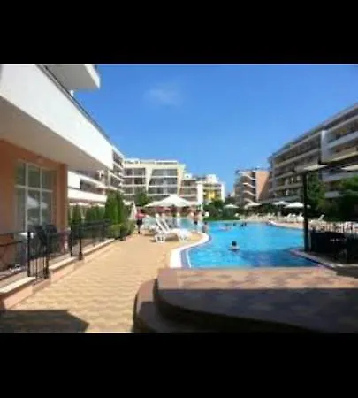 Апартамент Grand Kamelia