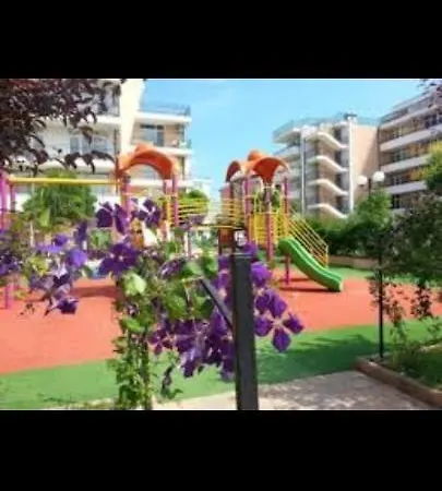 Grand Kamelia 아파트 써니비치